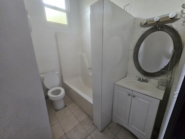 Bathroom - 2428 29th St