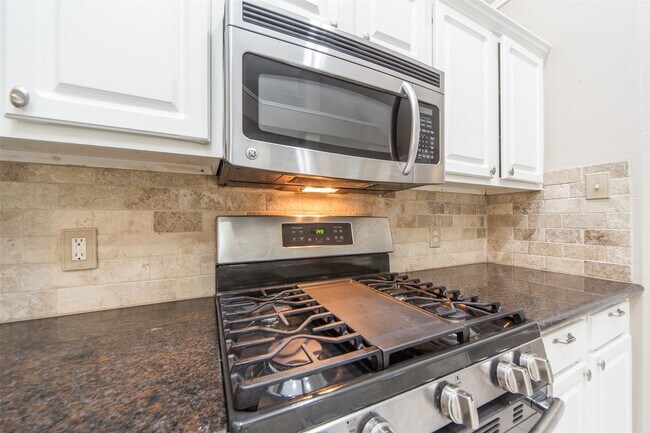 Foto del edificio - 3114 Glenwood Dr