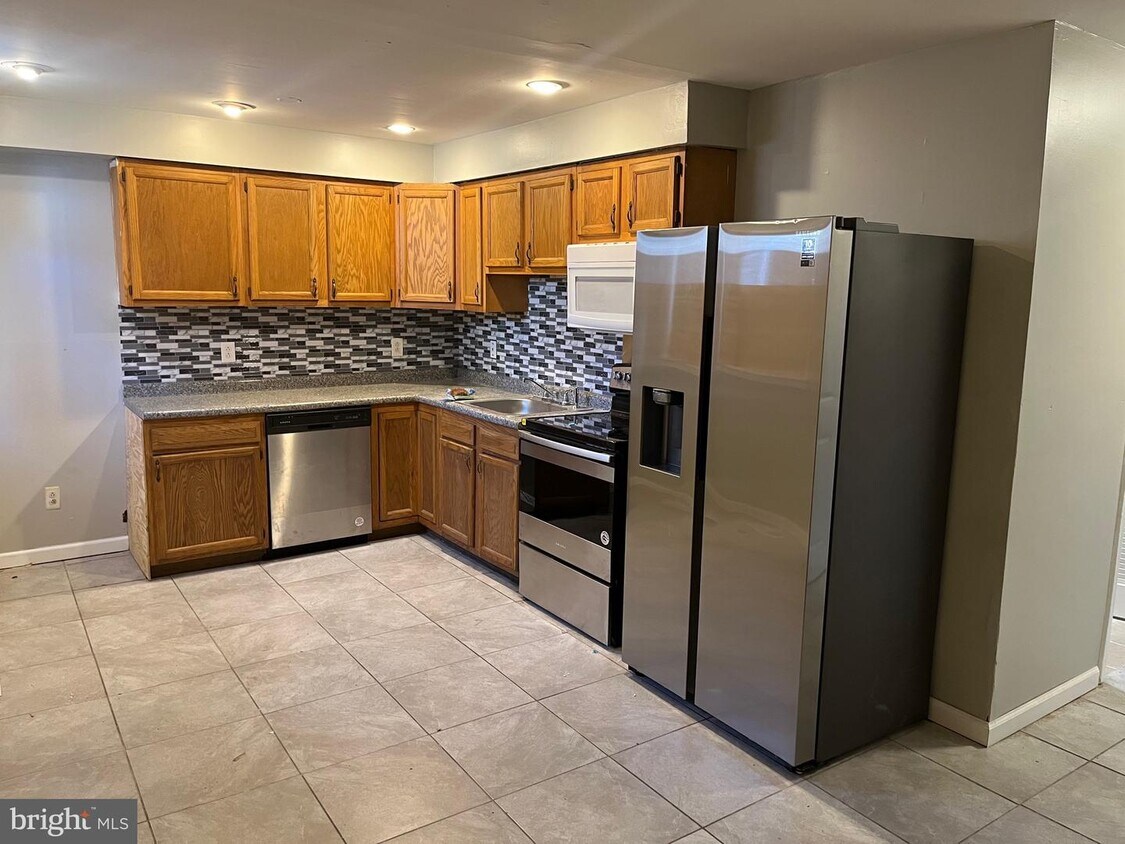 Foto principal - 4437 N Colorado St