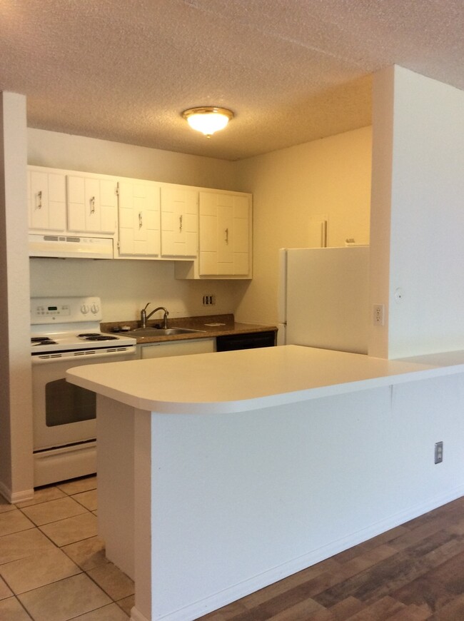 Foto del edificio - Arborwood Condo in North Boulder