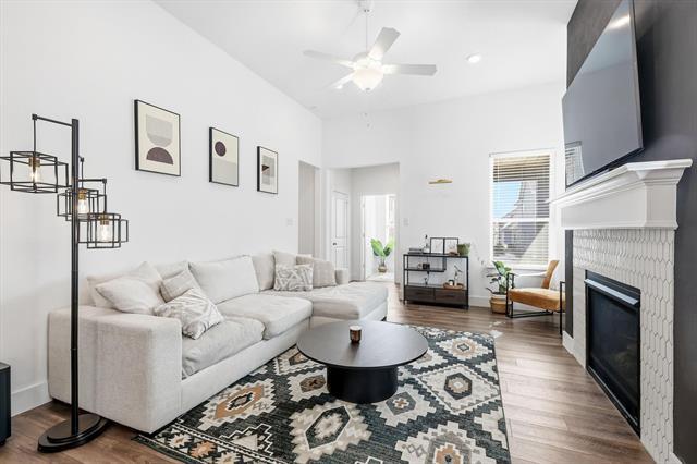 Foto del edificio - 2320 Stella Ln