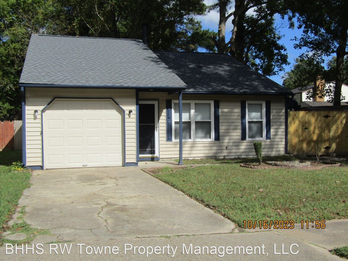 Foto principal - 3 br, 2 bath House - 1256 Eaglewood Drive