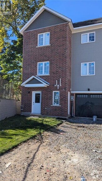 Building Photo - 139 HighRiver Trl