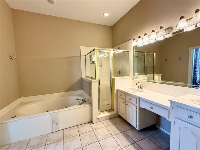 Foto del edificio - 8902 Bayshore Ln