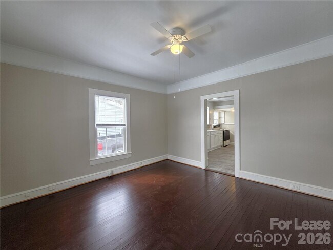 Foto del edificio - 42 N Cedar St