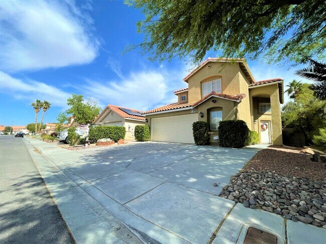 Foto del edificio - 736 Roddenberry Ave