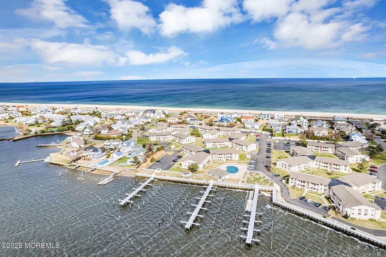 Foto principal - 76 Wharfside Dr