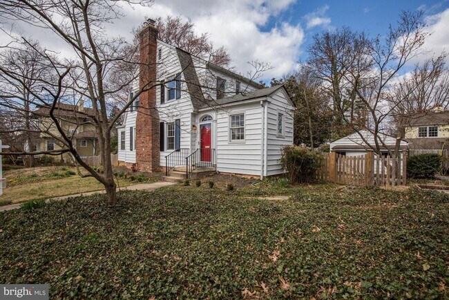 Foto del edificio - 3973 Harrison St NW