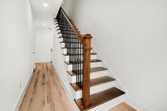 Building Photo - 119 Milby St