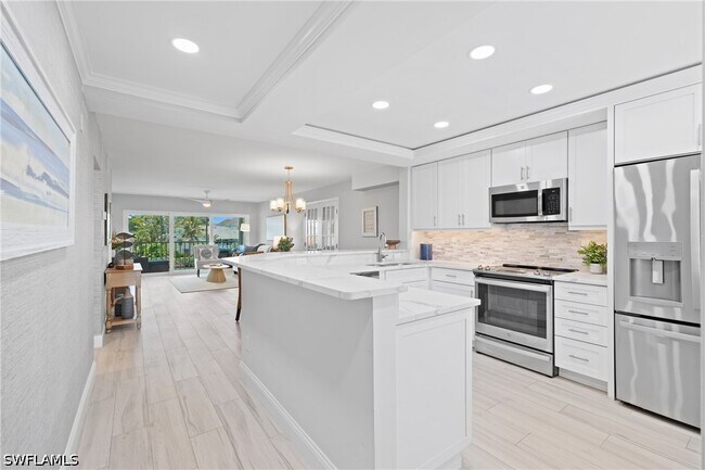 Building Photo - 10684 Gulf Shore Dr