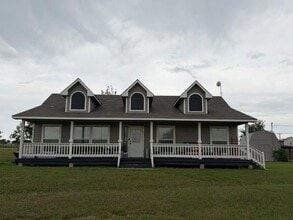 Building Photo - 2131 County Rd 314