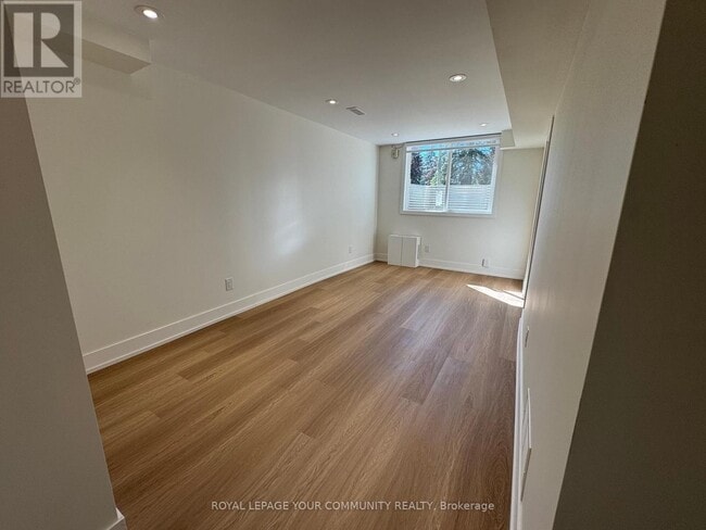 Building Photo - 145 Harrison Dr