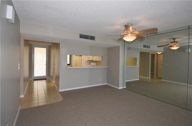 Building Photo - 510 N Ocean Blvd
