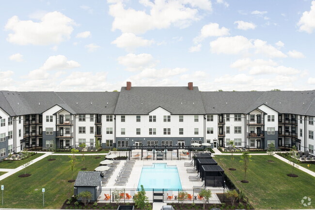 Building Photo - The Carlyle at Chatham Hills