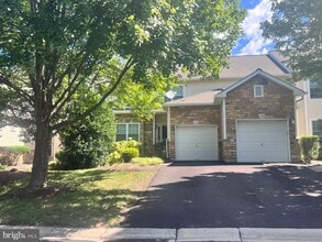 Building Photo - 131 Gleneagles Dr