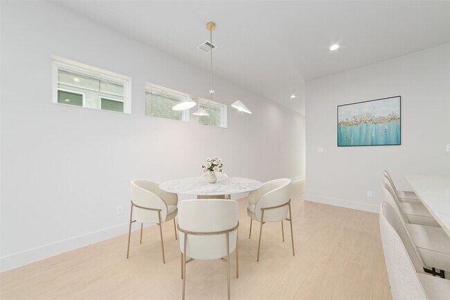 Foto del edificio - 3007 Ventas Dr