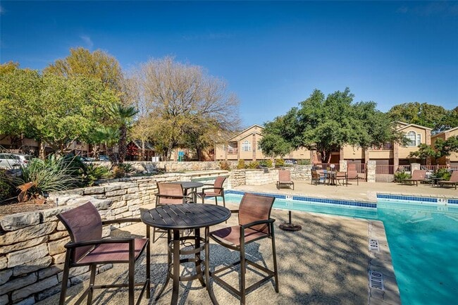 Foto del edificio - 6804 N Capital of Texas Hwy