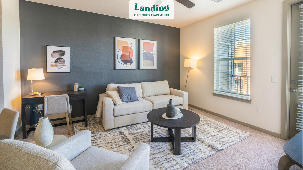 Foto principal - 10901 E Garden Dr