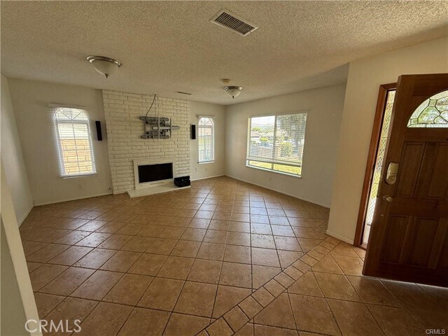 Building Photo - 227 Red Cloud Dr