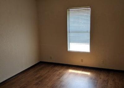 Building Photo - 1321 Pennington Ave