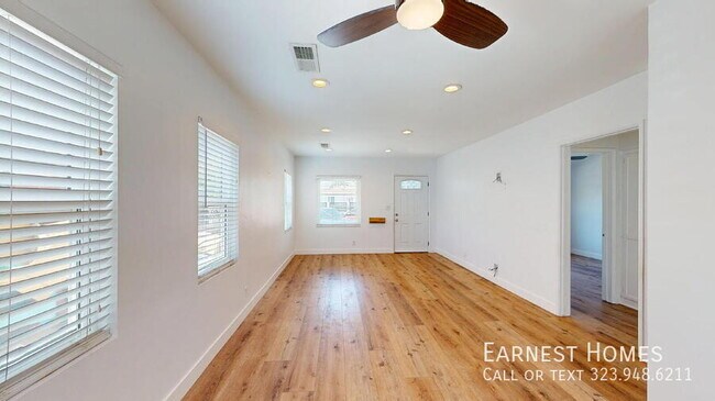 Building Photo - 8214 Laurelgrove Ave