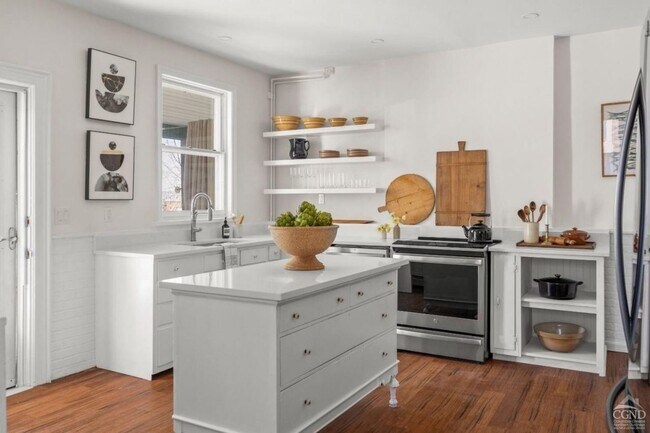 Foto del edificio - 7 McKinstry Pl