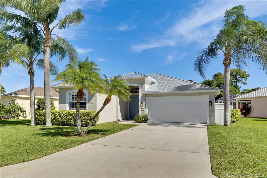Foto del edificio - 465 NW Sunflower Pl