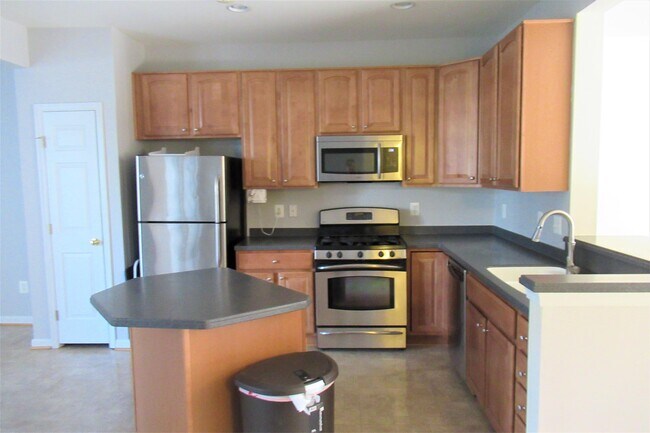 Building Photo - 152 Pittman Ct