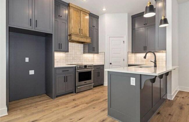 Foto del edificio - Brand New Construction | Prime Location Ne...