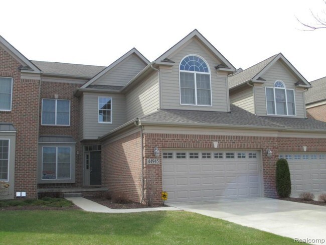 Foto del edificio - 44945 Broadmoor Cir S