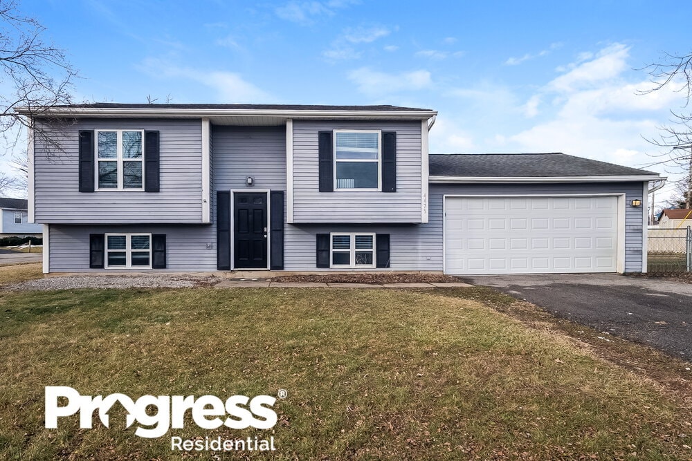 Foto principal - 4475 Charlotte Rd