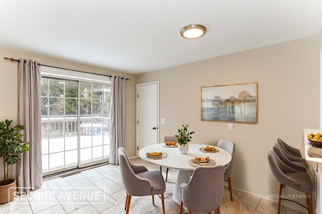 Foto del edificio - 2781 Pickmeier Ln