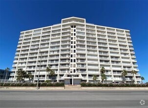 Building Photo - 7700 Seawall Blvd