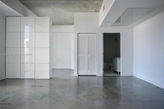 Foto del edificio - 151 SE 1st St