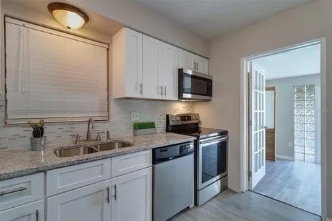 Foto del edificio - 3796 N 139th Ave