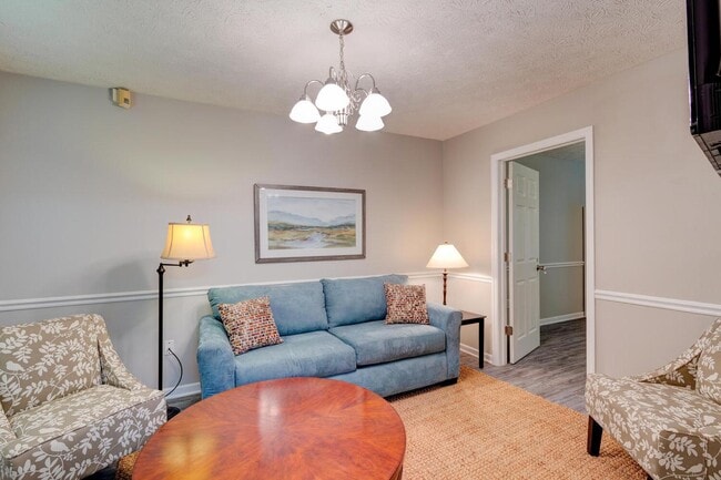 Foto del edificio - 3712 Oil Creek Dr