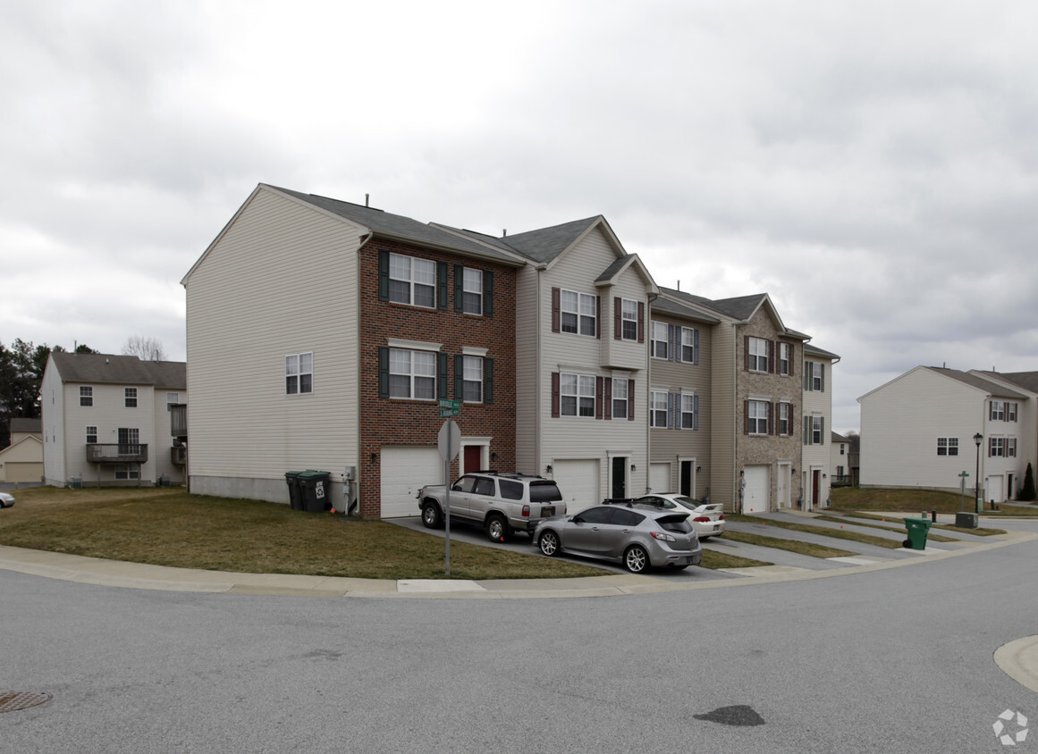 Foto principal - Saddle Ridge Duplexes