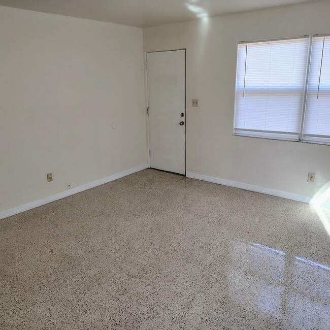 Foto del edificio - 3826 14th Ave S