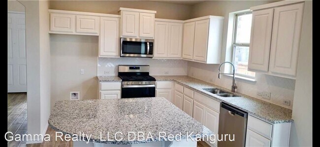 Building Photo - 5 br, 3.5 bath House - 330 Blue Oak Blvd