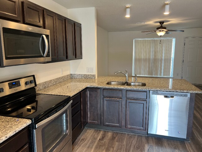 Foto del edificio - 10468 River Birch Dr
