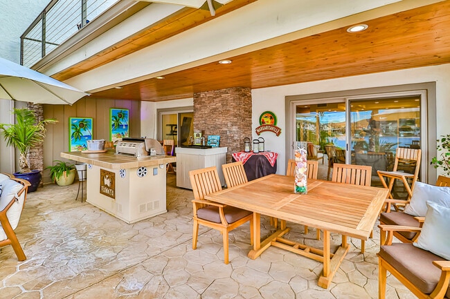 Foto del edificio - 2393 Windward Cir