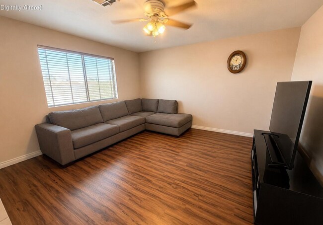 Foto del edificio - 3 Bed 2 Bath Home in the Heart of Downtown Florence!
