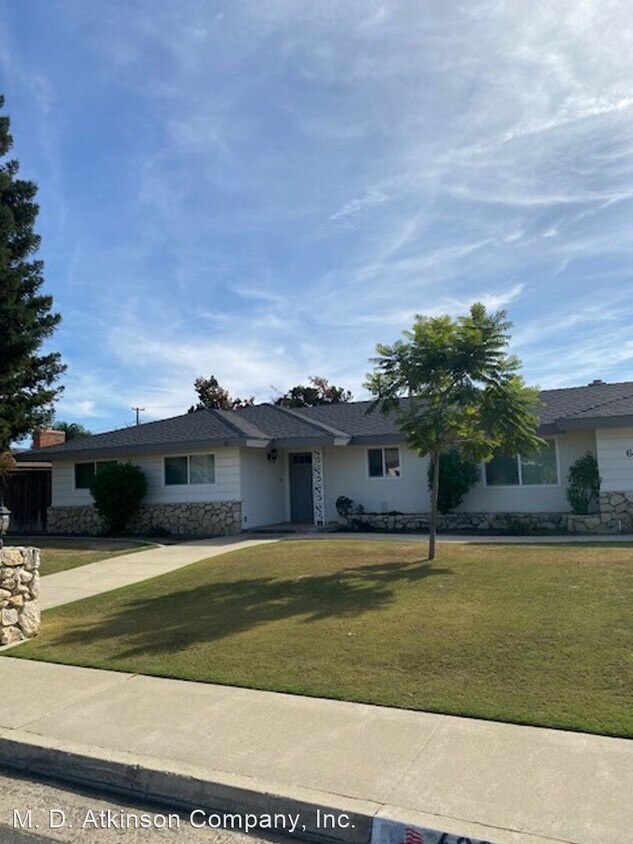 Primary Photo - 3 br, 2.5 bath House - 6201 Carter Avenue