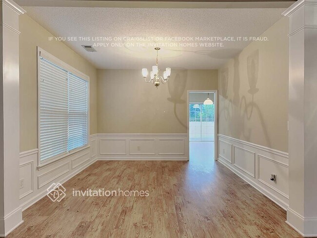 Building Photo - 172 Wallnut Hall Cir