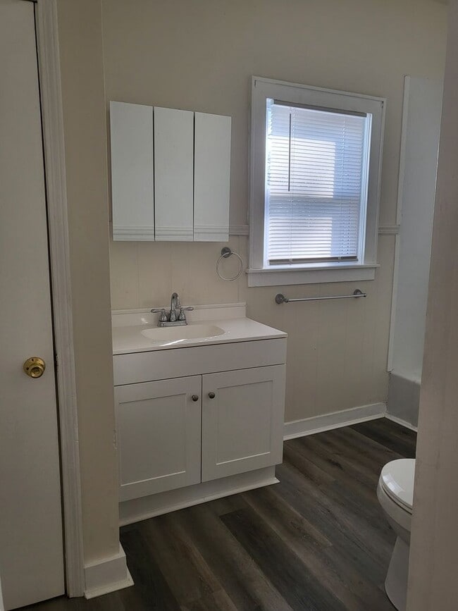 Foto del edificio - Full remodel on this beauty!