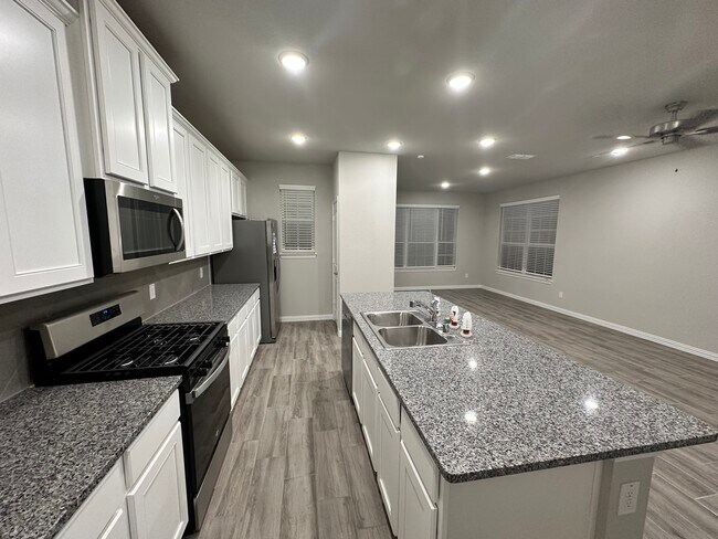 Foto del edificio - 3118 Providence Pl