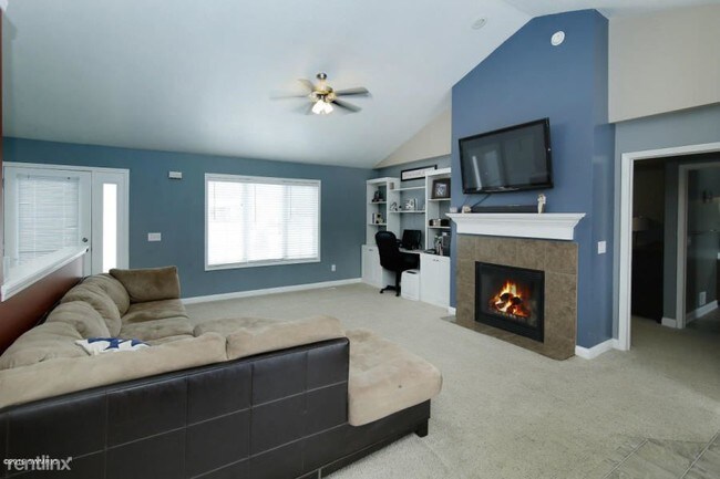 Foto del edificio - 3 br, 2 bath House - 1200 Schuring Rd