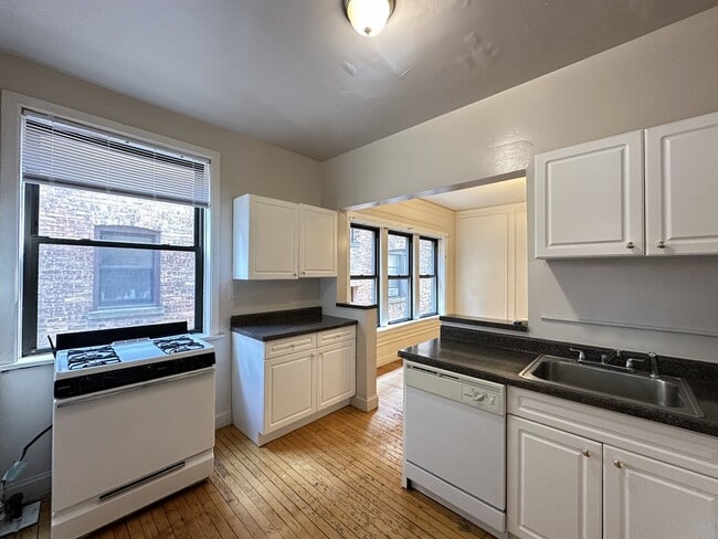 Foto del edificio - 1312 Oak Ave