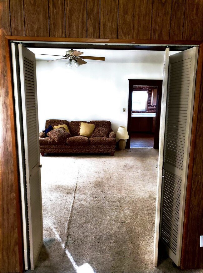 Foto del edificio - 2306 Hermon Ave