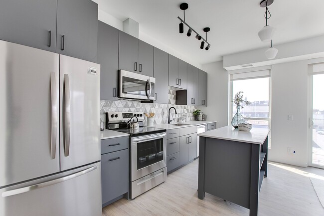 Interior Photo - Midline Apartments